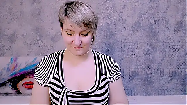 Snapshot of Djullia chatting on March 22, 3:20 pm Djullia online show from March 22, 3:20 pm