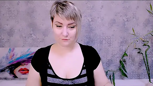 Djullia online show from October 26, 6:08 am