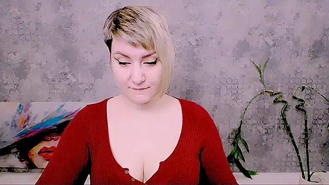 Djullia online show from April 17, 5:54 am