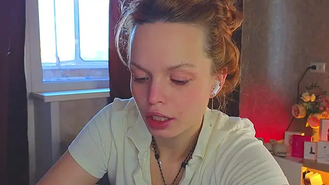 sinteas online show from May 20, 1:06 pm