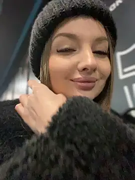 KrisMagnoly online show from January 31, 4:59 pm