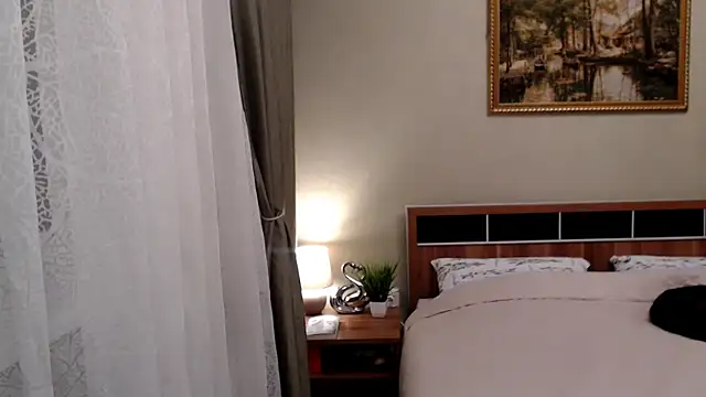 sensualEmilia online show from January 15, 7:39 pm