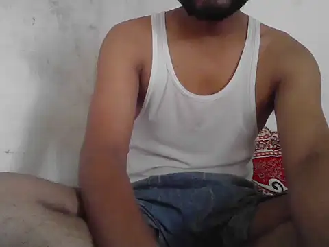 Snapshot of Roxy_Hard chatting on August 9, 3:55 am Roxy Hard online show from August 9, 3:55 am