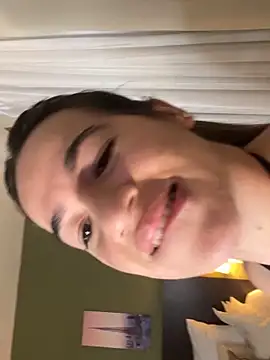 Snapshot of Antonellachic73 chatting on February 16, 6:32 am Antonellachic73 online show from February 16, 6:32 am