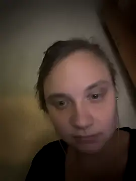 Snapshot of FrumCake chatting on December 2, 10:49 pm FrumCake online show from December 2, 10:49 pm