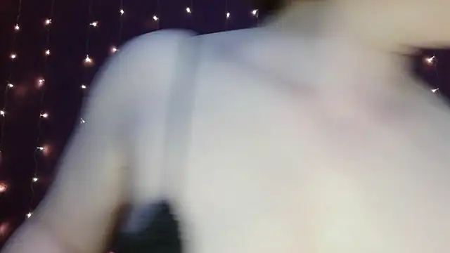 L1saAl1sa online show from April 3, 4:54 am