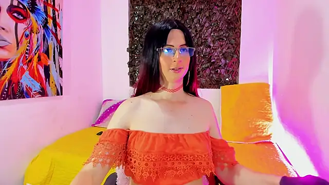 KimberlyJohnsoon online show from February 9, 10:54 pm