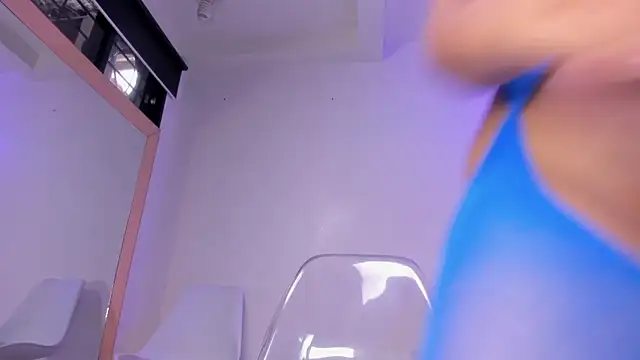 mia hank online show from February 21, 12:17 pm