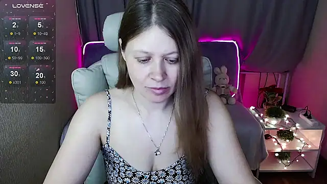 alekasamui online show from January 31, 3:09 am