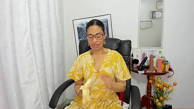 Snapshot of Aries_Mature chatting on March 22, 11:11 am Aries Mature online show from March 22, 11:11 am