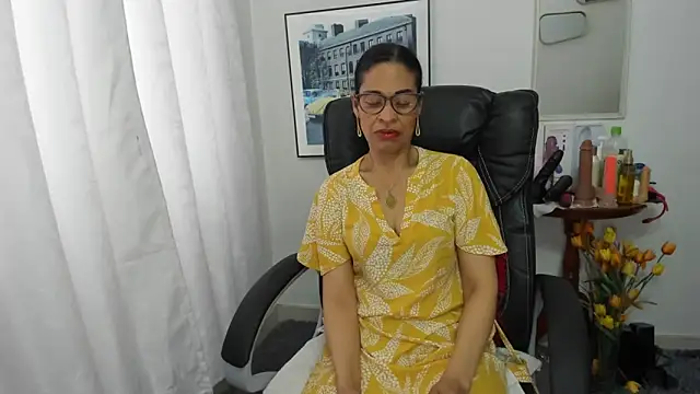 Snapshot of Aries_Mature chatting on March 22, 5:20 pm Aries Mature online show from March 22, 5:20 pm