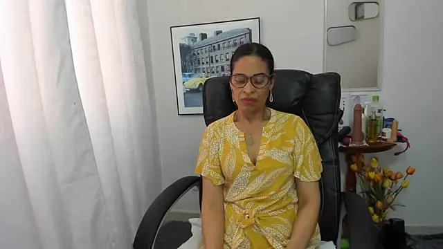 Snapshot of Aries_Mature chatting on March 22, 8:26 pm Aries Mature online show from March 22, 8:26 pm