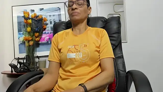 Snapshot of Aries_Mature chatting on October 11, 2:26 pm Aries Mature online show from October 11, 2:26 pm