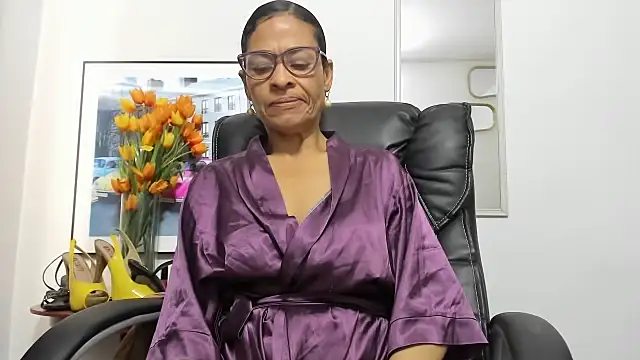 Snapshot of Aries_Mature chatting on November 15, 1:40 pm Aries Mature online show from November 15, 1:40 pm