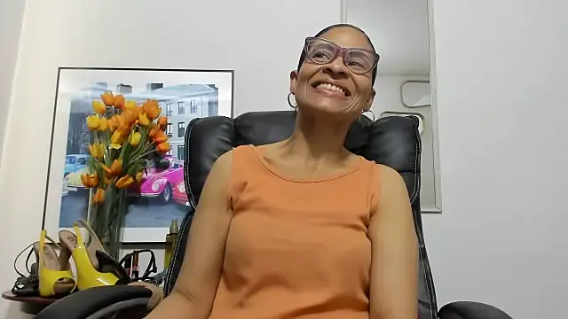 Snapshot of Aries_Mature chatting on November 16, 4:23 pm Aries Mature online show from November 16, 4:23 pm