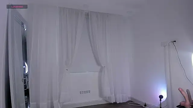 GoddessLinda04 online show from June 29, 10:32 pm