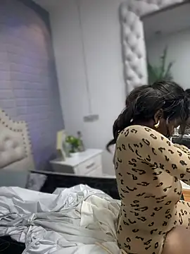 Snapshot of Tayra_Siny chatting on March 2, 12:11 pm Tayra Siny online show from March 2, 12:11 pm