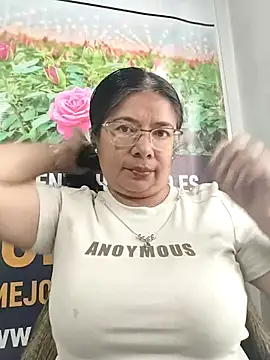   valentina18 online show from April 5, 1:52 pm