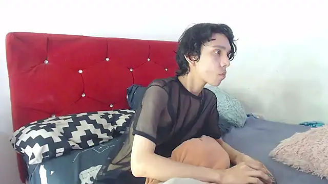 Snapshot of LAICK_01 chatting on September 15, 7:58 pm LAICK 01 online show from September 15, 7:58 pm