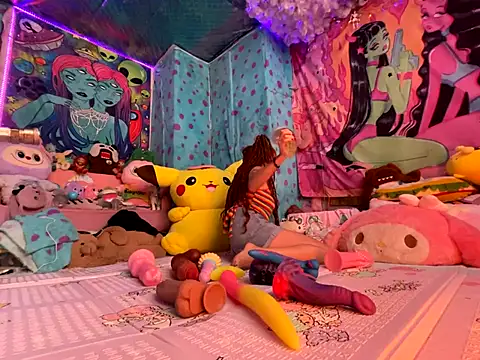 BABYUNICORN online show from October 4, 8:51 pm