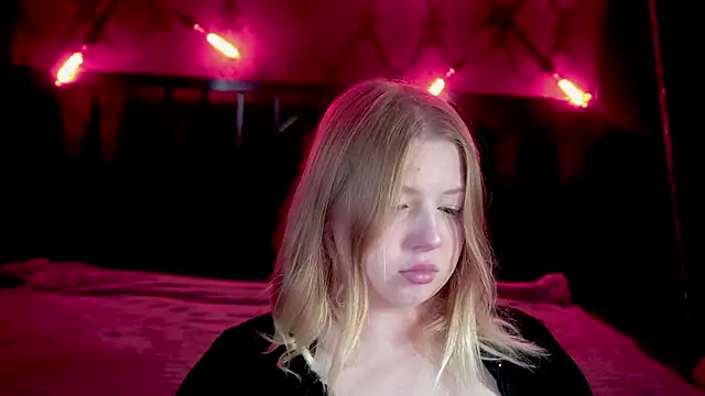 Tinker Belll online show from November 15, 7:54 pm