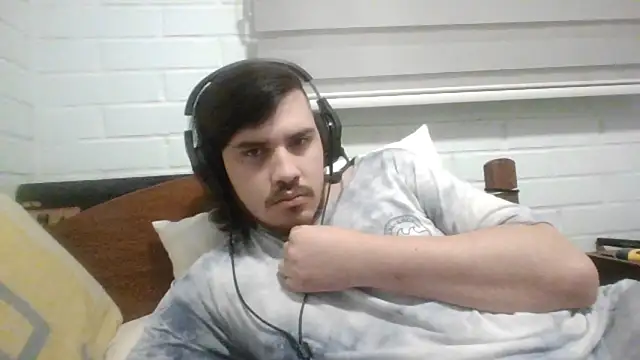 hung weeb online show from October 27, 3:54 am