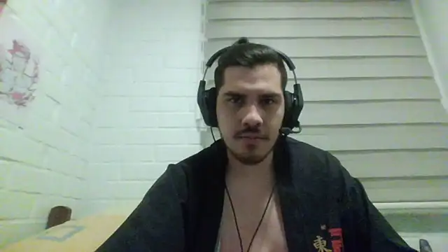 hung weeb online show from November 18, 3:34 am