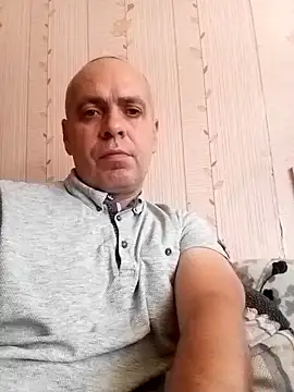 Snapshot of Robertvirt chatting on September 14, 12:48 pm Robertvirt online show from September 14, 12:48 pm