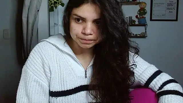 Nikkykora15 online show from September 24, 12:36 am