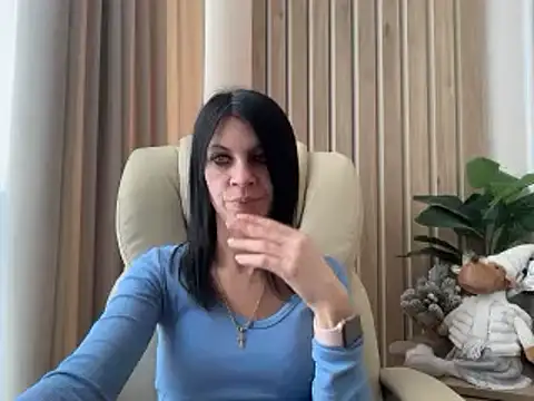 InjaAtHome online show from February 12, 8:42 am