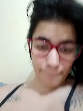 Mamamiabr online show from July 22, 7:05 pm