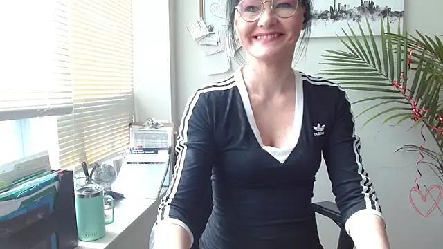 City Kat online show from April 16, 3:46 pm