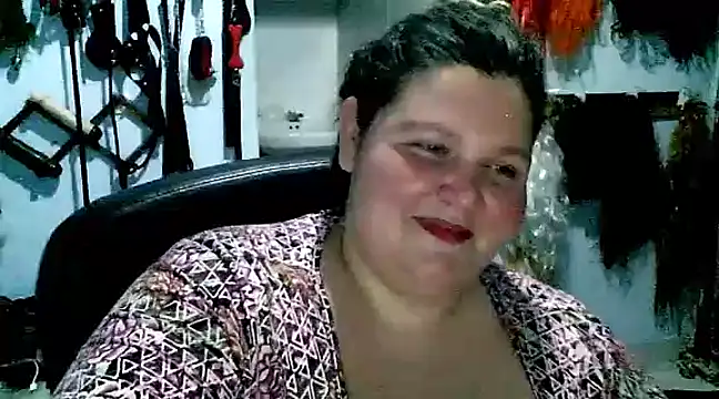 squirt322bbw online show from March 2, 9:54 pm