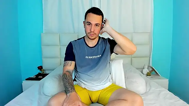 Snapshot of juan__jimenez chatting on October 22, 9:25 pm juan jimenez online show from October 22, 9:25 pm