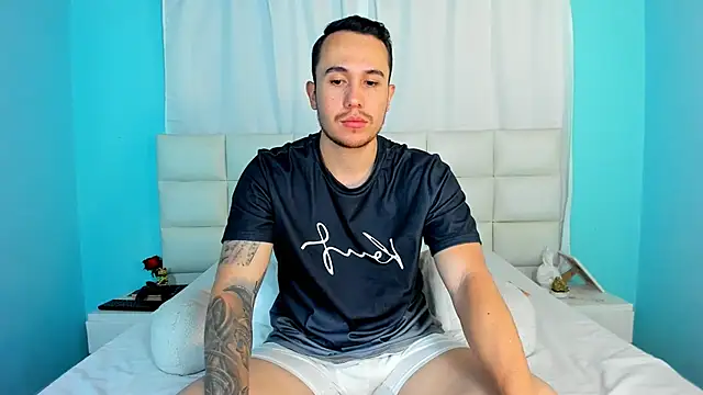 Snapshot of juan__jimenez chatting on October 23, 7:45 pm juan jimenez online show from October 23, 7:45 pm