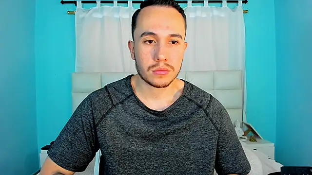 Snapshot of juan__jimenez chatting on November 16, 7:41 pm juan jimenez online show from November 16, 7:41 pm