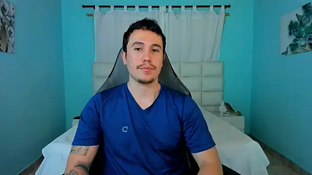 juan  jimenez online show from April 8, 10:10 pm