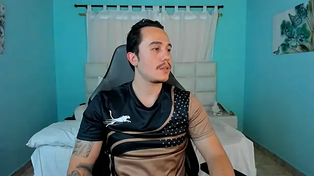 juan  jimenez online show from April 22, 8:43 pm