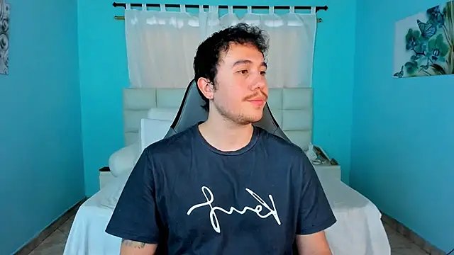 juan  jimenez online show from June 4, 5:52 pm