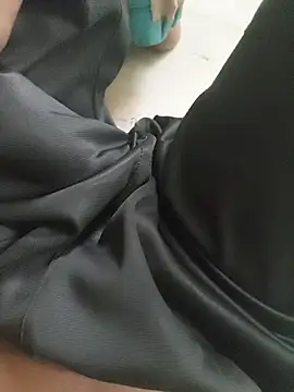 Snapshot of anjaanarun chatting on October 8, 2:31 am anjaanarun online show from October 8, 2:31 am