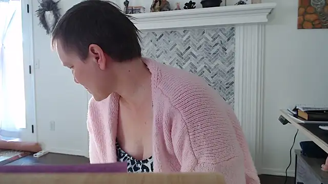 AuroraWillows online show from February 20, 6:30 pm