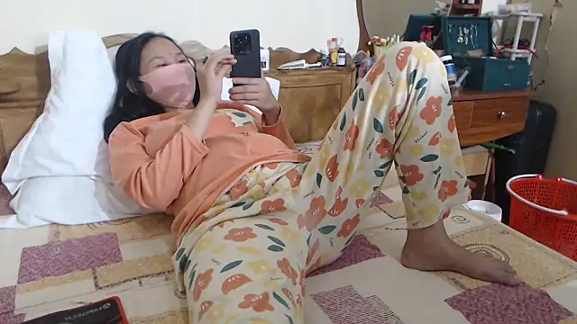 Beauty Asian Tina online show from December 21, 7:37 am