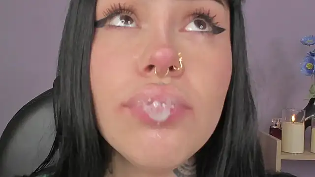 Snapshot of Jas_miin chatting on November 7, 2:22 am Jas miin online show from November 7, 2:22 am