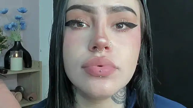 Snapshot of Jas_miin chatting on December 5, 1:58 am Jas miin online show from December 5, 1:58 am