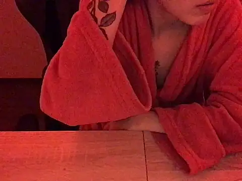 YumieCp online show from March 12, 7:02 am