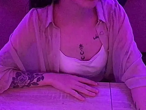 YumieCp online show from March 13, 9:43 am