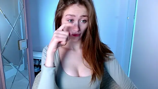 millllina online show from January 15, 5:26 pm