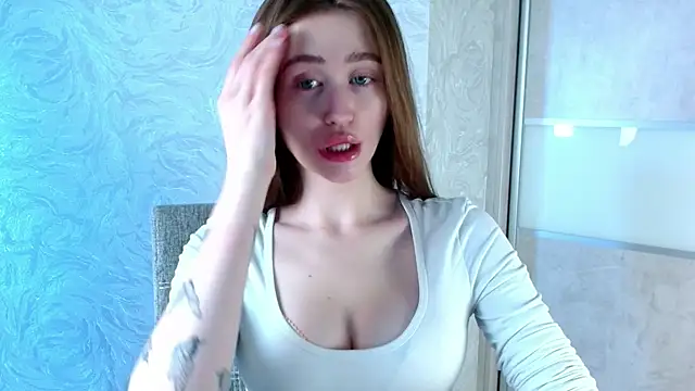 millllina online show from February 24, 3:42 pm