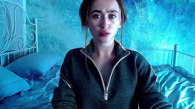 millllina online show from November 30, 12:31 pm