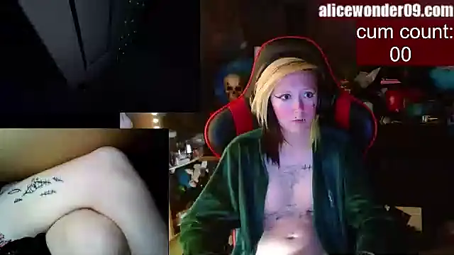 alicewonder09 online show from January 8, 10:37 am